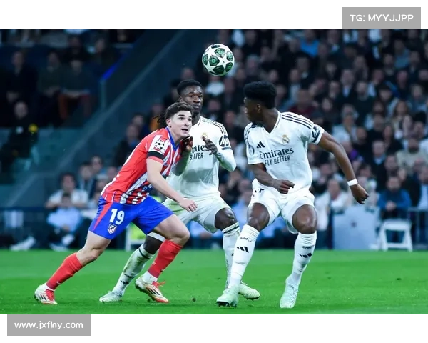 全面解读欧冠赛事独特魅力与其对全球足球竞技与商业格局的深远影响