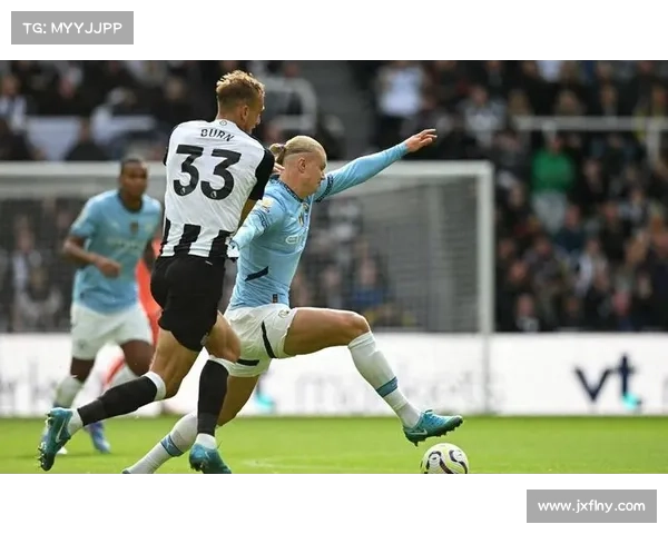 曼城7号后卫五大精彩时刻回顾 展现技术与勇气的完美融合 曼城7号后卫五大精彩时刻回顾 展现技术与勇气的完美融合