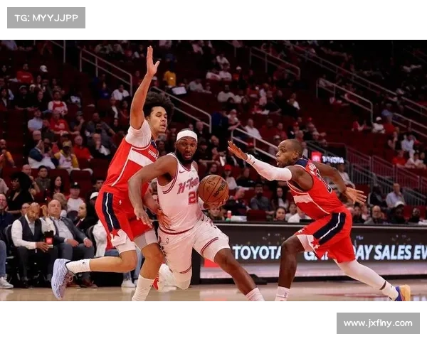 如何通过调整战术和球员状态确保火箭队在比赛中大胜对手