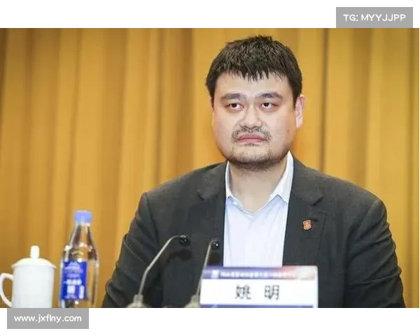 姚明：从篮球场到全球舞台引领中国体育崛起与国际影响力的崭新时代