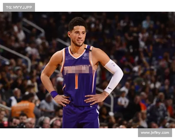 布克与NBA众星深厚友谊揭秘场外互动引发热议